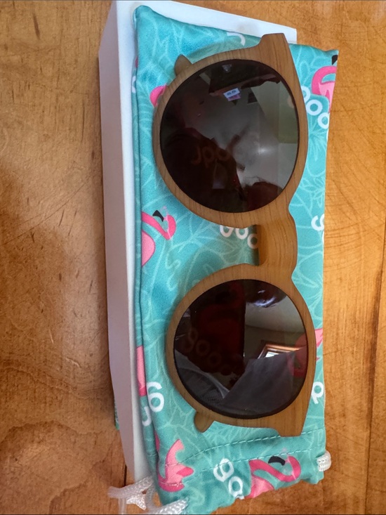 goodr Accessories - GOODR Round Frame Sunglasses in Natural Brown with Dark Lenses